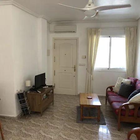 Апартаменты Torrevieja, La Torreta Ground Floor With Large Private Patio Garden *