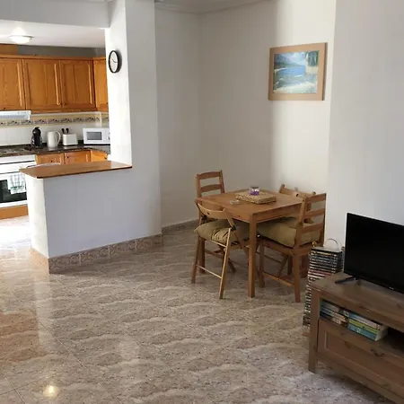 Appartement Torrevieja, La Torreta Ground Floor With Large Private Patio Garden