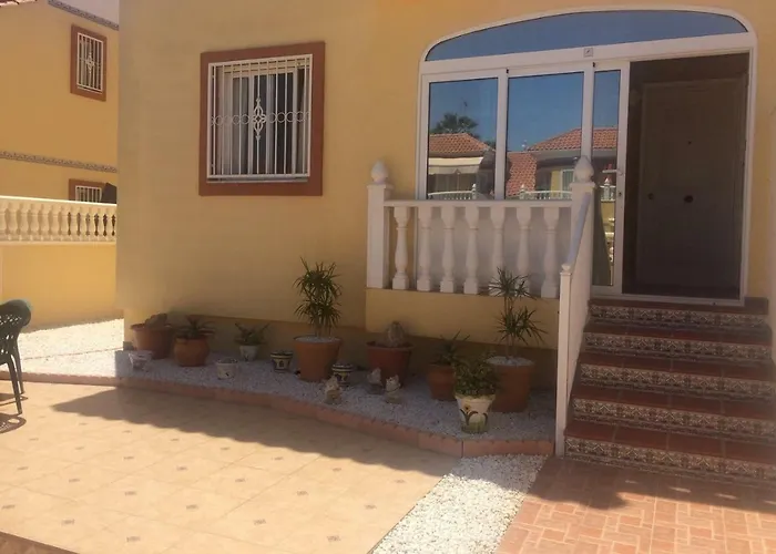 Torrevieja, La Torreta Ground Floor With Large Private Patio Garden Torrevieja
