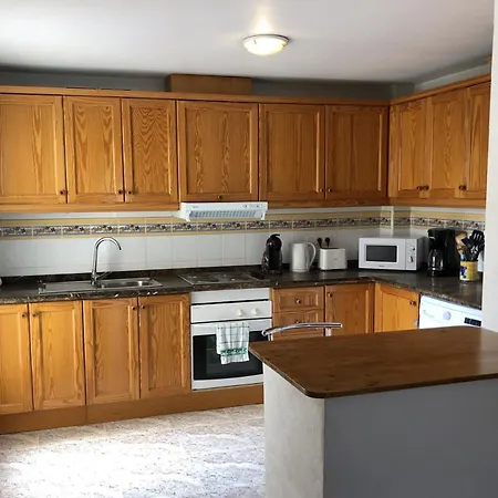 Torrevieja, La Torreta Ground Floor With Large Private Patio Garden Appartement Torrevieja