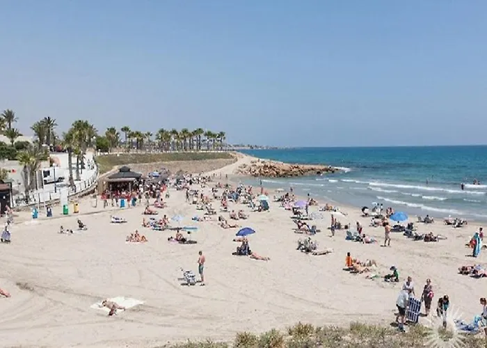 Torrevieja, La Torreta Ground Floor With Large Private Patio Garden *