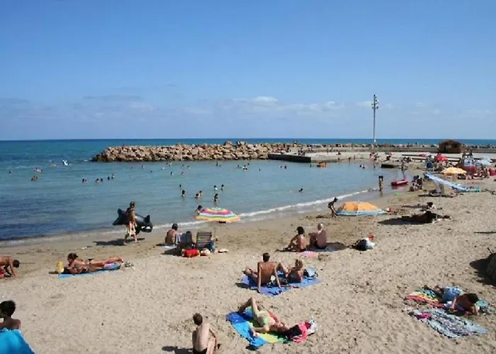 Appartement Torrevieja, La Torreta Ground Floor With Large Private Patio Garden *