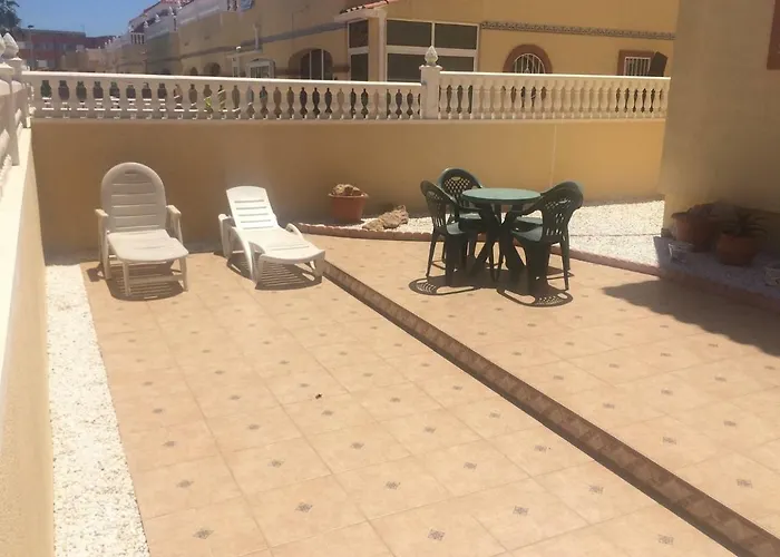 Torrevieja, La Torreta Ground Floor With Large Private Patio Garden * Torrevieja