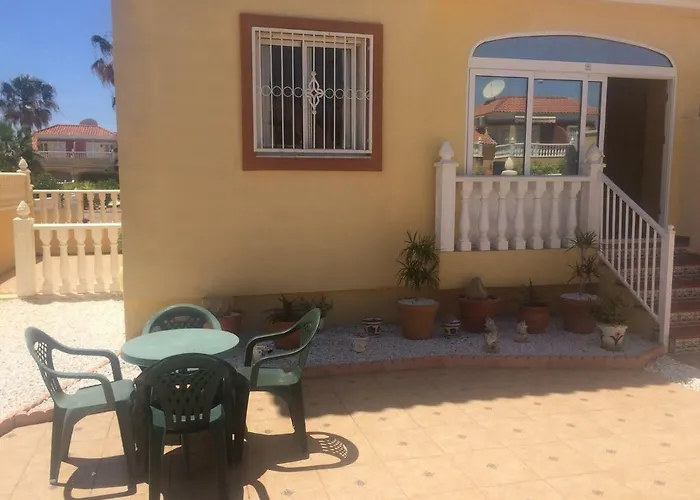 Appartement Torrevieja, La Torreta Ground Floor With Large Private Patio Garden Torrevieja